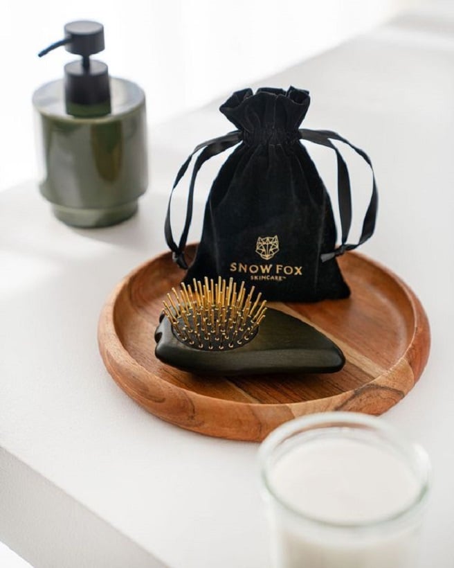 SNOW FOX Gua Sha Brush & Massager: Ghost Edition｜EVA SKY SHOP