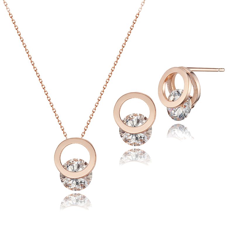韓国発★Crown Cubic & Swarovski Pearl Necklace / 追跡送 Teardrop Cubic Zirconia Crystal Pendant Necklace | David's